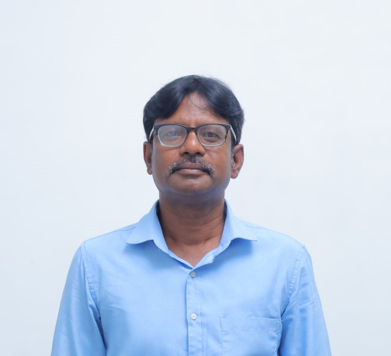 Dr. KARUNAKARAN S