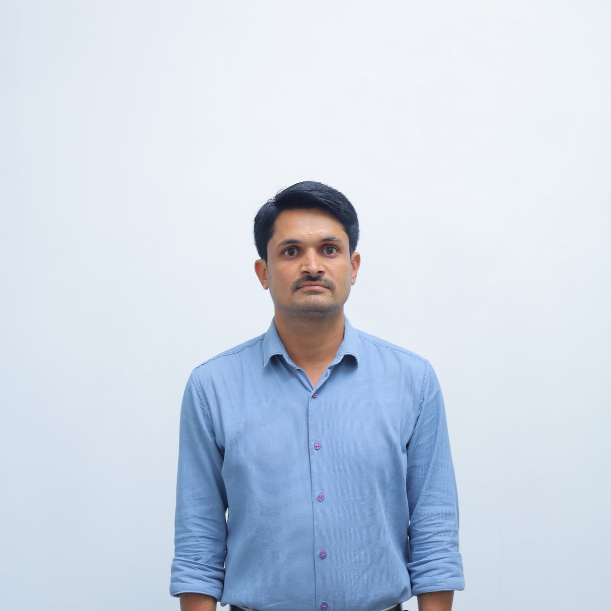 MOHAN M