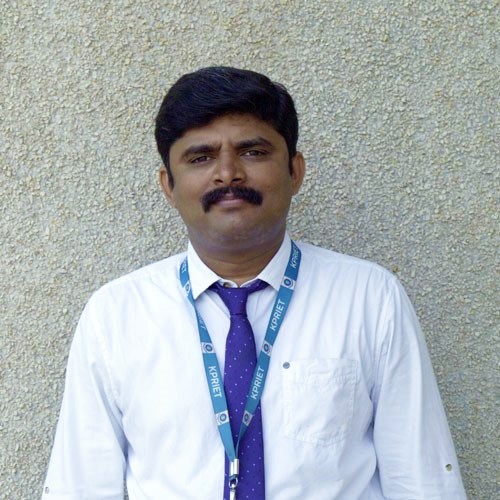 Dr. Saravanakumar R