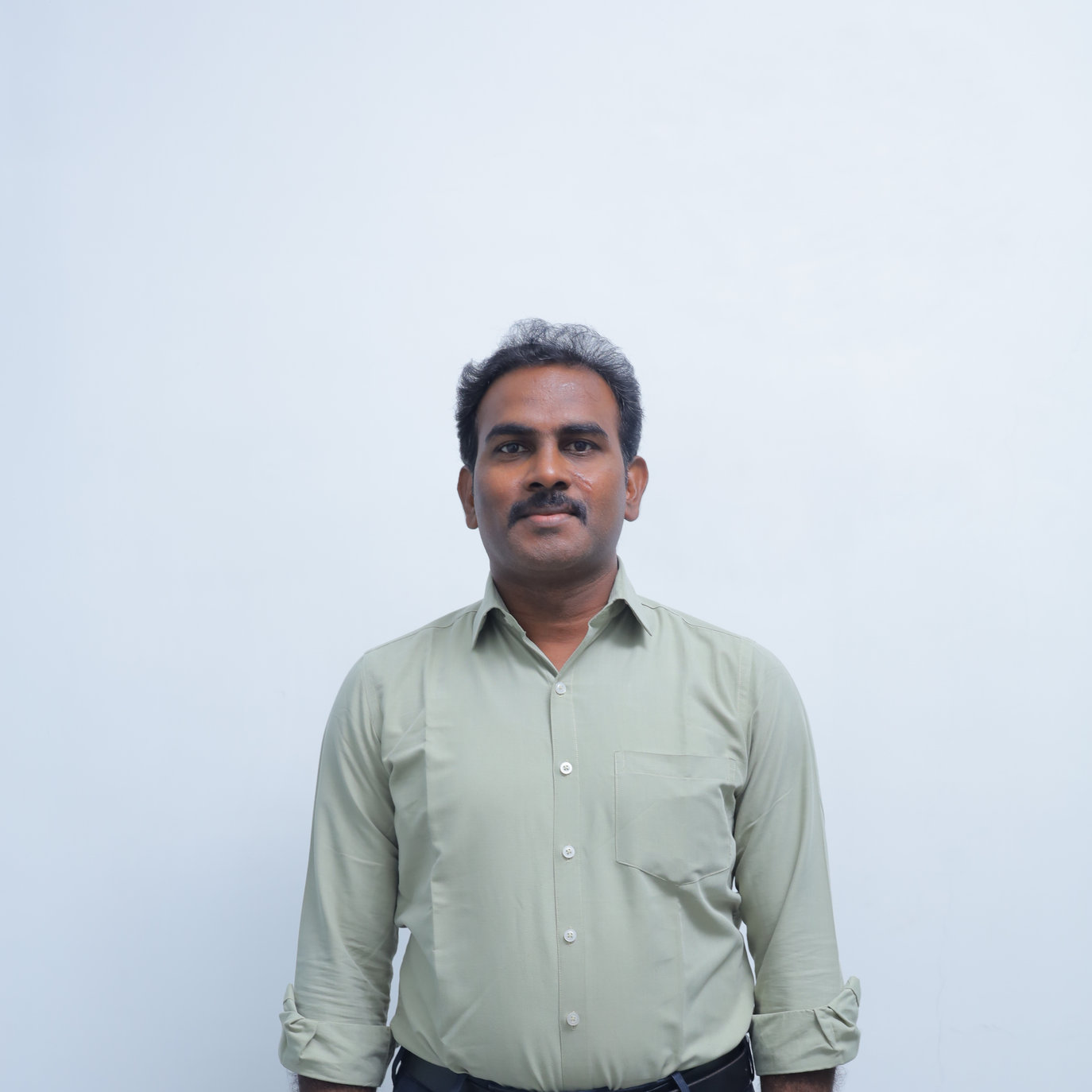 Dr. SURIYAKUMAR P
